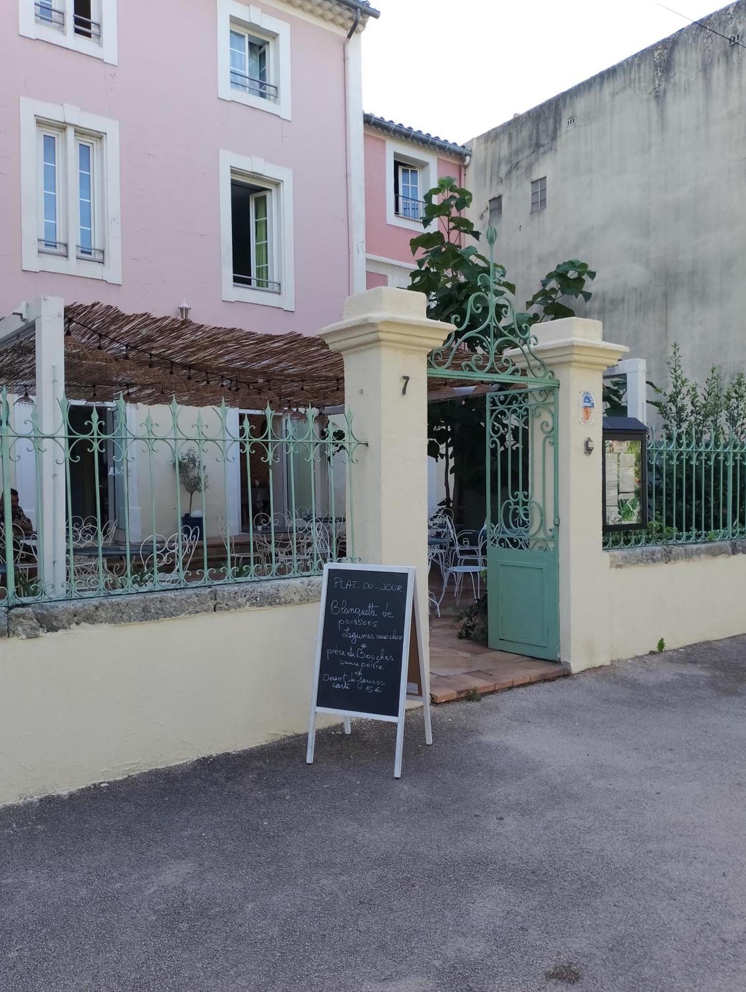 Le Patio De Fabio Bed & Breakfast Bollène Eksteriør bilde
