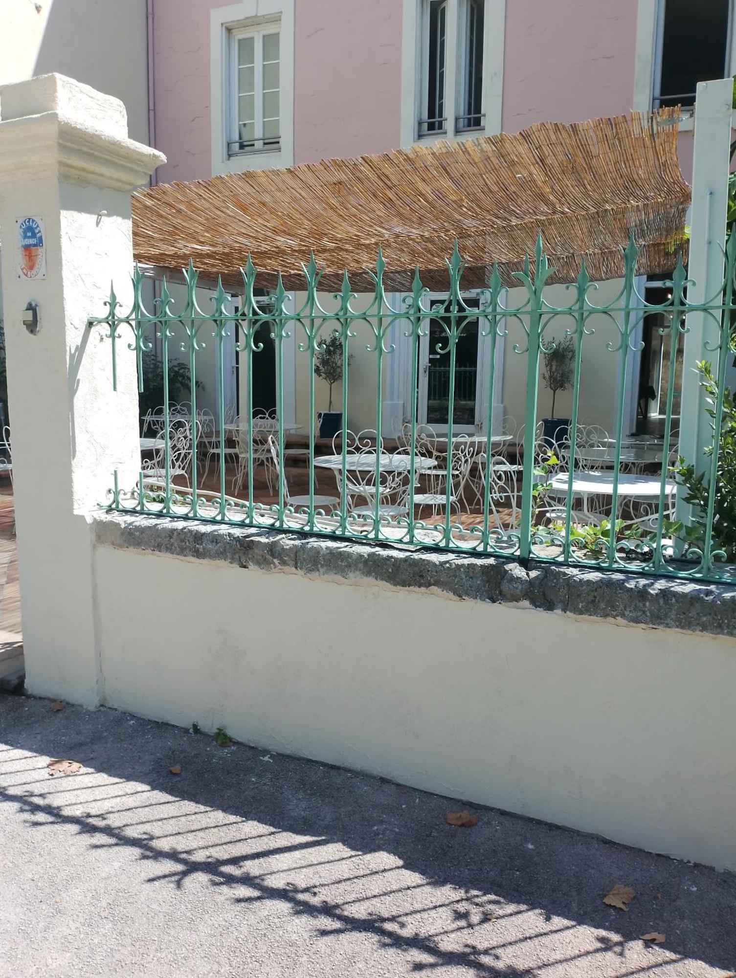 Le Patio De Fabio Bed & Breakfast Bollène Eksteriør bilde